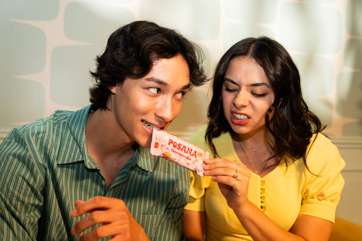 Two friends sharing a Posana Cinnavanilla bar